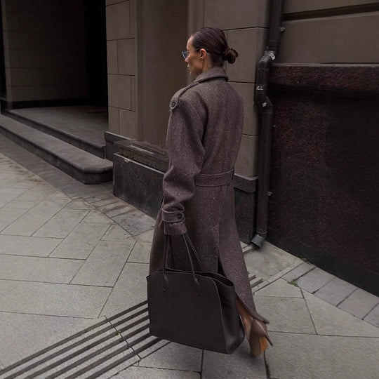 Damen Maxilanger Woll-Cocoon-Mantel mit betonter Schulterpartie und Taillengürtel Nord Taschen