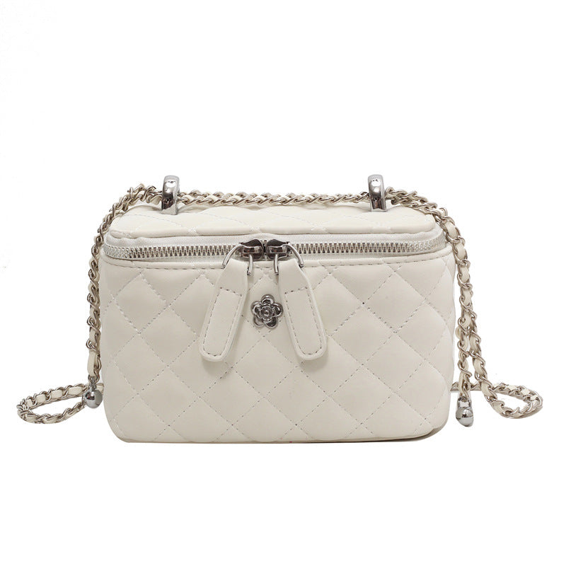 Damen Umhängetasche mit zeitgemäßer Steppung und elegantem Reißverschluss Nord Taschen