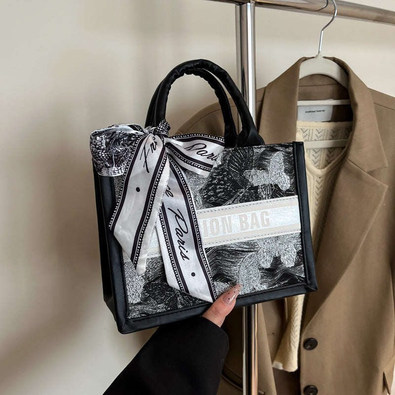Damen Mini-Henkeltasche mit einzigartigem floralem Design und elegantem Schleifenakzent Nord Taschen