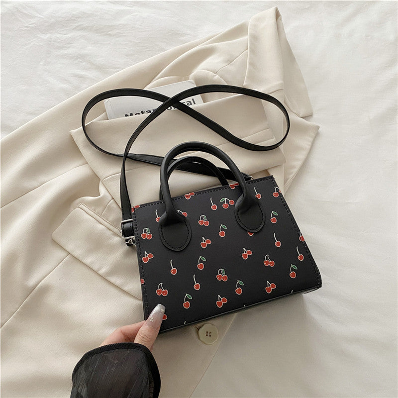 Damen handliche Umhängetasche mit fruchtigem Kirschmotiv Nord Taschen