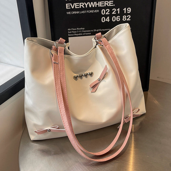 Damen Tragetasche mit eleganten Detail und hochwertigem Obermaterial Nord Taschen