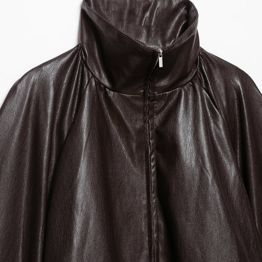 Damen Oversize Jacke im Lederlook mit hohem Funnelkragen, Raglanärmeln und Tunnelzugsaum Nord Taschen