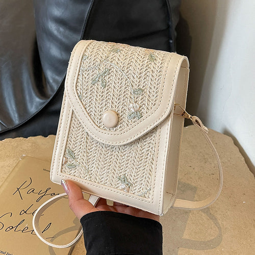 Damen Umhängetasche mit floralen Stickdetails und praktischem Klappverschluss Nord Taschen