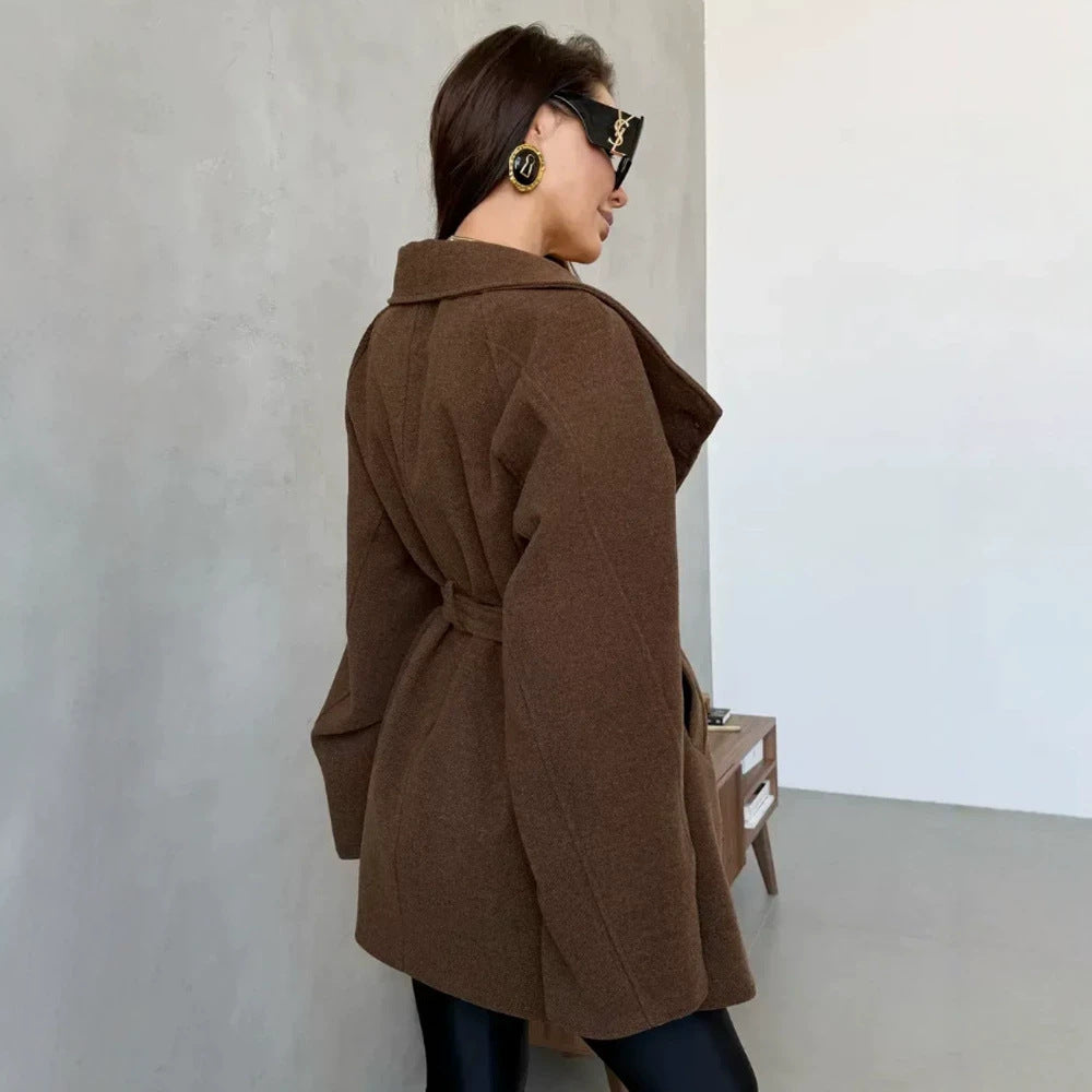 Damen Kurzmantel im Cocoon-Schnitt aus Wollmix mit übergroßem Schalkragen und Bindegürtel Nord Taschen