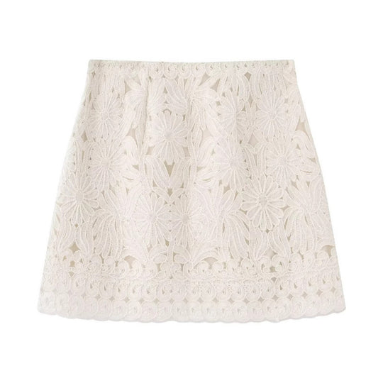 Damen Romantische Bluse mit floraler Stickerei, Volant-Bib und weiten Glockenärmeln Nord Taschen