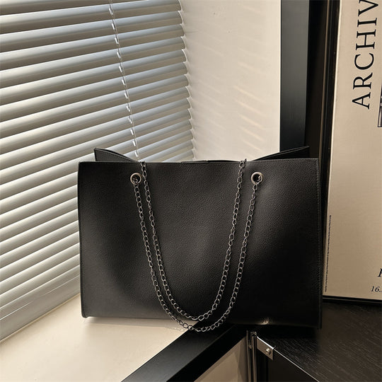 Damen elegante Tote-Bag mit praktischem Innenfach und stilvollem Kettenriemen Nord Taschen