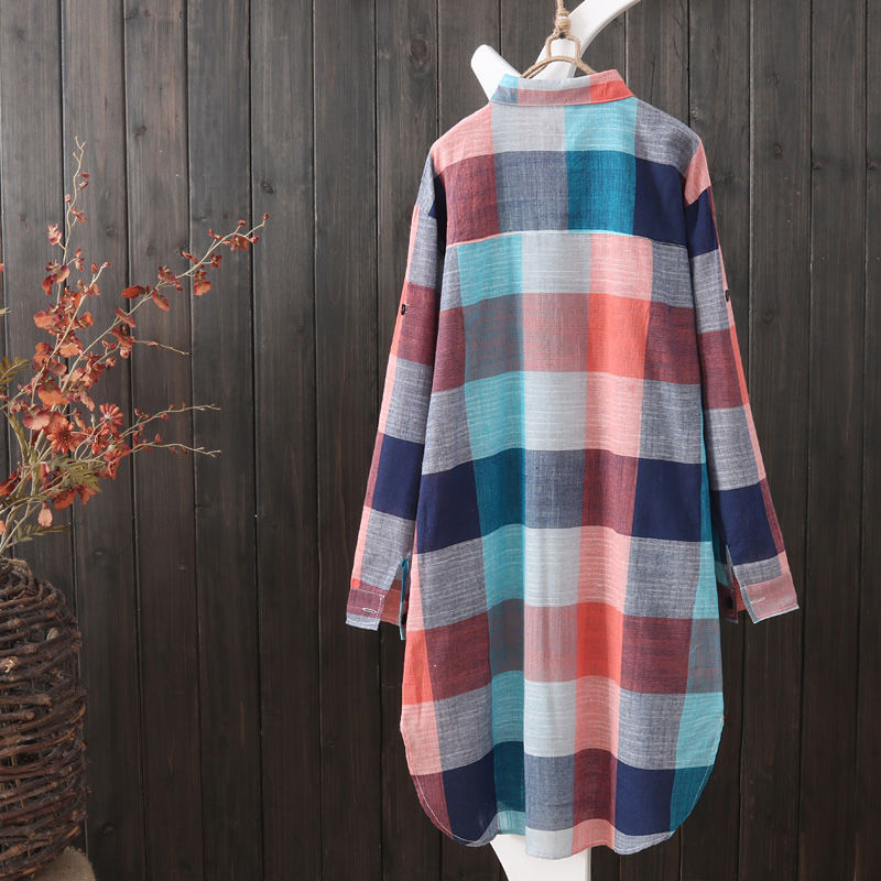 Damen Karo-Hemdbluse im lässigen Oversized-Schnitt mit langen Ärmeln und umschlagbaren Ärmeln