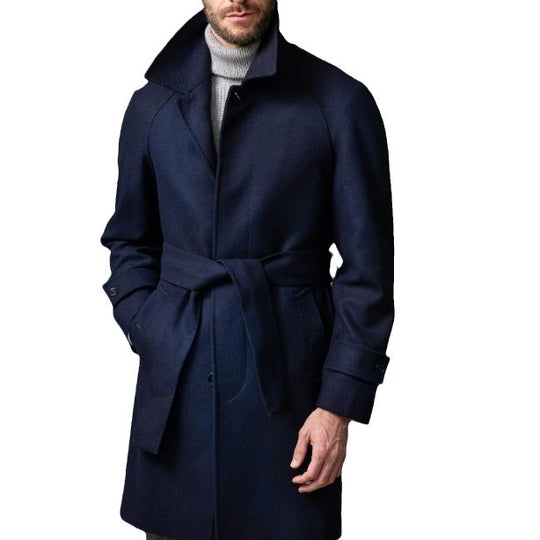 Herren Taillierter Mantel mit Bindegürtel, verdeckter Knopfleiste und klassischem Revers Nord Taschen