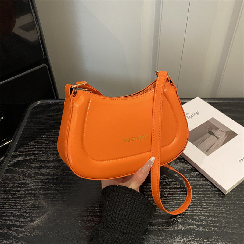 Damen Umhängetasche mit elegantem Design von Nord Taschen