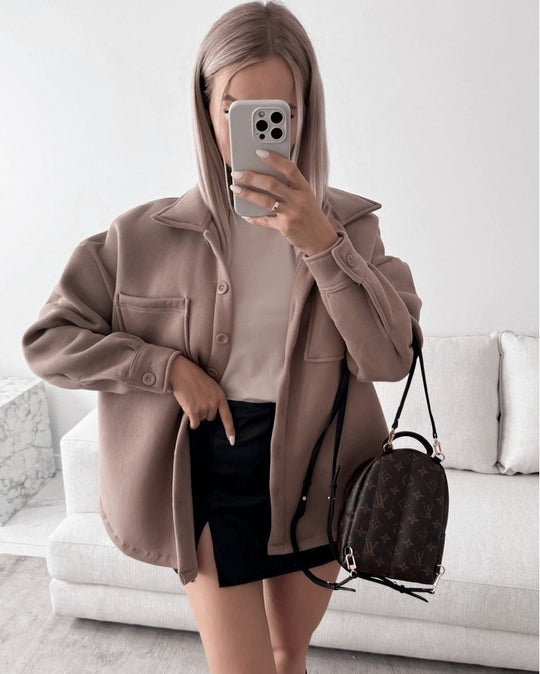 Damen Oversized Hemdjacke Shacket aus weichem Wollmix mit aufgesetzten Brusttaschen Nord Taschen