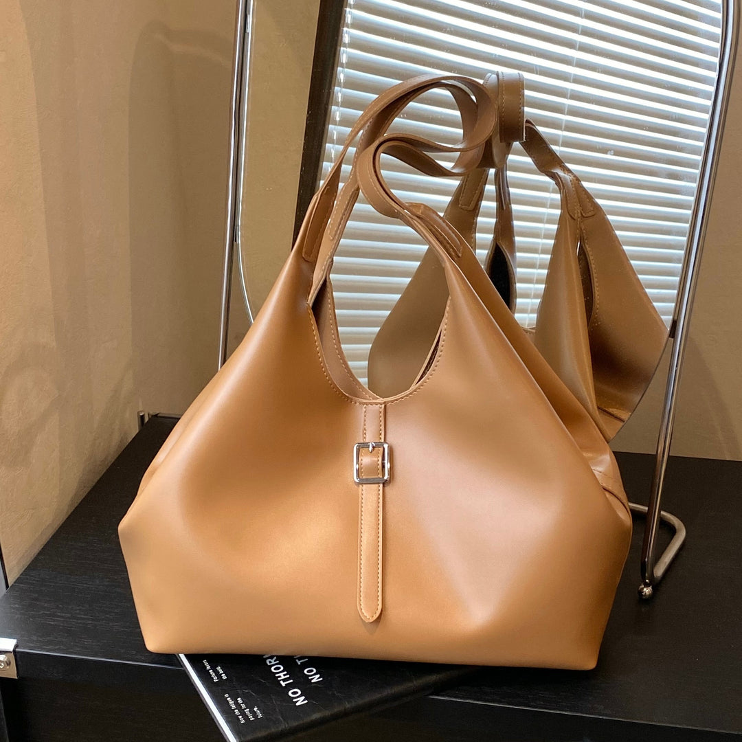 Damen Hobo-Tasche aus hochwertigem Kunstleder mit schickem Schnallen-Detail Nord Taschen