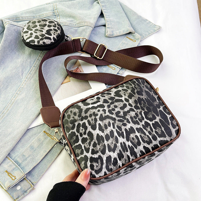 Damen Umhängetasche mit animalischem Muster und abnehmbarem Mini-Organizer Nord Taschen