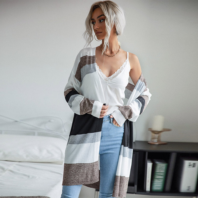 Damen Oversize Langer Strickcardigan mit Blockstreifen und offener Front Nord Taschen