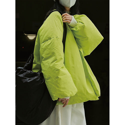 Damen Oversized wattierte Steppjacke mit Rundhalsausschnitt und Druckknopfleiste Nord Taschen