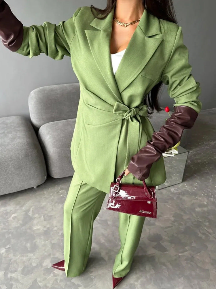 Damen Taillierter Blazer‑Mantel mit Bindegürtel und weiten Anzughosen Nord Taschen