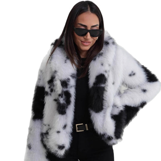 Damen Kurz geschnittener Faux‑Fur‑Bomber mit Fleckenmuster Nord Taschen