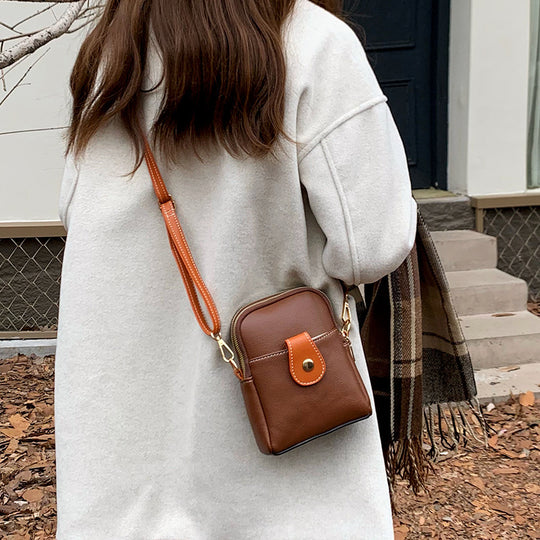 Damen Crossbody-Tasche mit praktischem Reißverschluss und stilvollem Design Nord Taschen