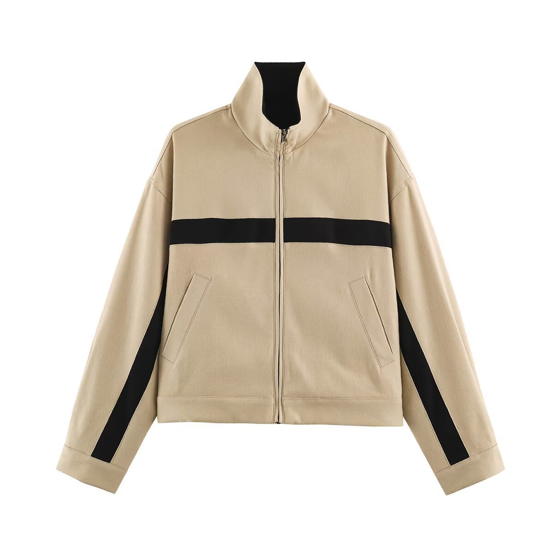 Unisex Kurz geschnittene Trackjacke mit Stehkragen, Kontraststreifen und Reißverschluss Nord Taschen