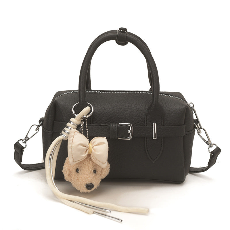 Damen Handtasche mit abnehmbarem Plüsch-Schlüsselanhänger Nord Taschen