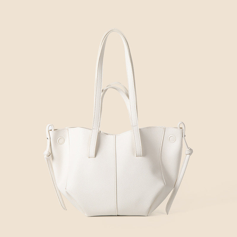 Damen Henkeltasche mit praktischem Innenfächersystem und modernen Akzenten Nord Taschen