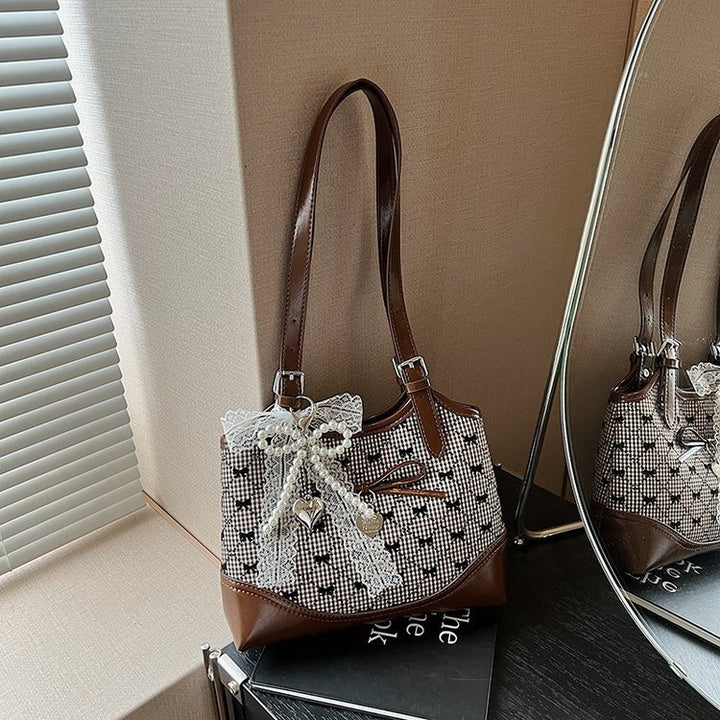 Damen stilvolle Umhängetasche mit elegantem Detail Nord Taschen