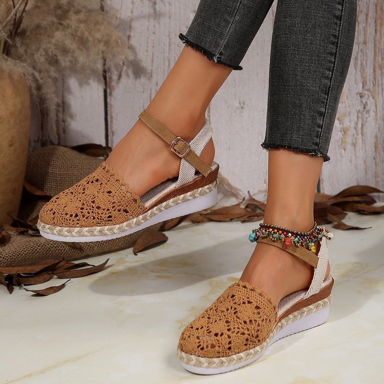 Damen  bestickte Espadrille-Pantoletten mit verstellbarem Knöchelriemen, floraler Häkel-Optik und geflochtenem Jute-Plateau Nord Taschen