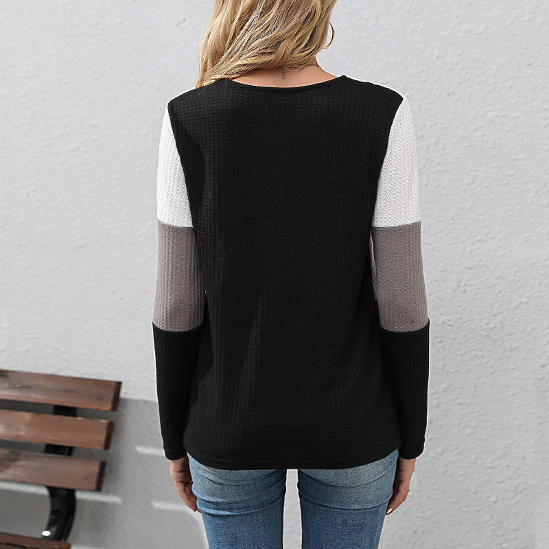 Damen Waffelstrick-Longsleeve mit V-Ausschnitt und Henley-Knopfleiste Nord Taschen