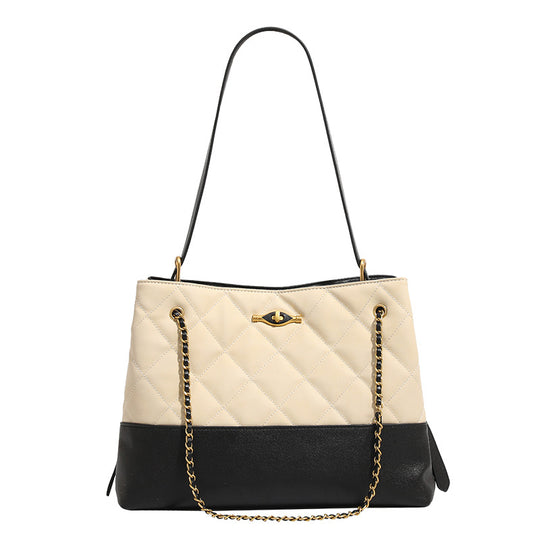 Damen Handtasche mit elegantem Steppmuster und luxuriösem Kettenhenkel Nord Taschen