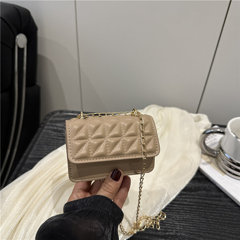 Damen elegante Clutch im strukturierten Design Nord Taschen