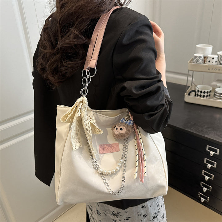 Damen modische Handtasche mit verspieltem Design und eleganten Details Nord Taschen