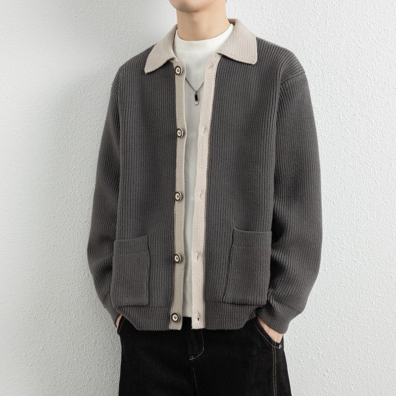 Herren Kontrastkragen-Strickjacke mit durchgehender Knopfleiste und aufgesetzten Taschen Nord Taschen