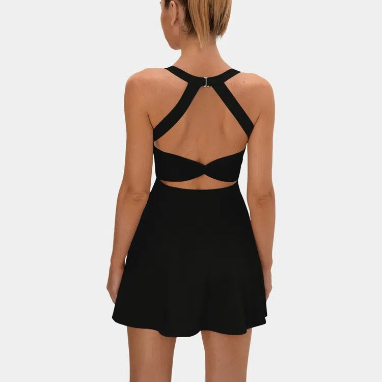 Rückenfreies, ausgeschnittenes, 2-in-1-Sportkleid mit Seitentaschen (Easy Peezy)