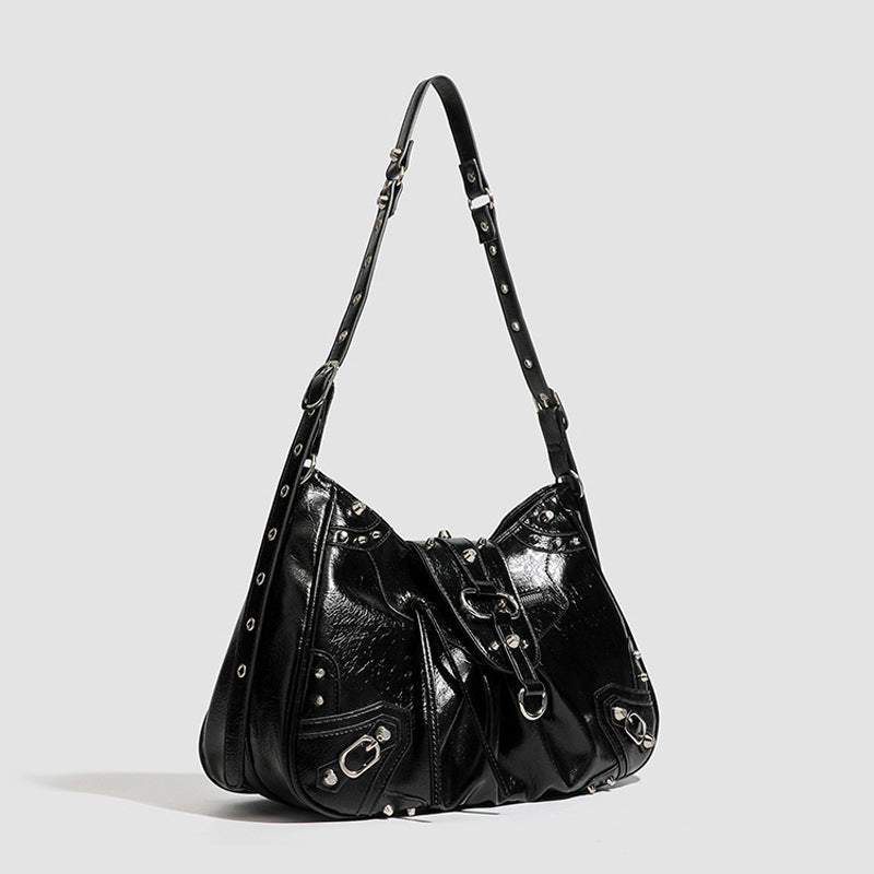 Damen Hobo-Tasche mit einzigartigem Design und edlen Akzenten Nord Taschen