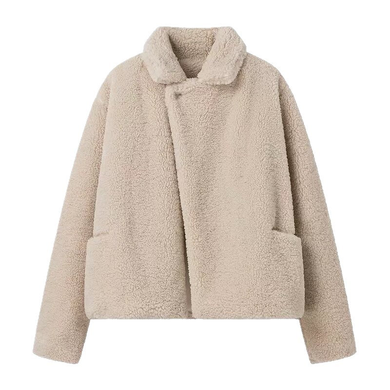 Damen Kurz geschnittene Teddyjacke im Lammfell‑Look mit Oversize‑Reverskragen Nord Taschen