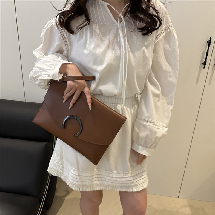 Damen elegante Clutch-Tasche mit künstlerischem Metallverschluss Nord Taschen