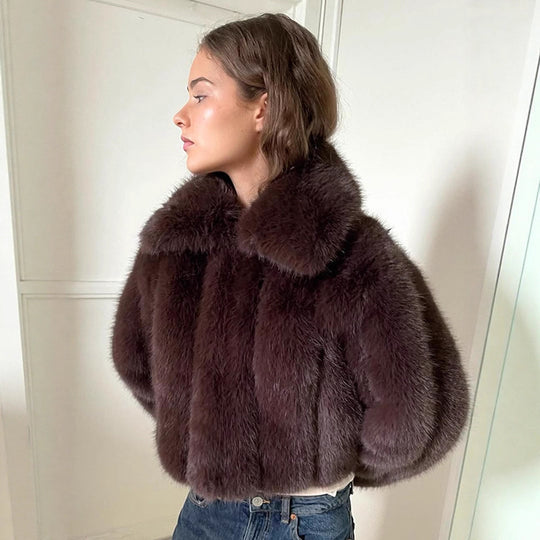 Damen Kurze Cropped-Kunstpelzjacke mit voluminösem Schalkragen und kastiger Silhouette Nord Taschen