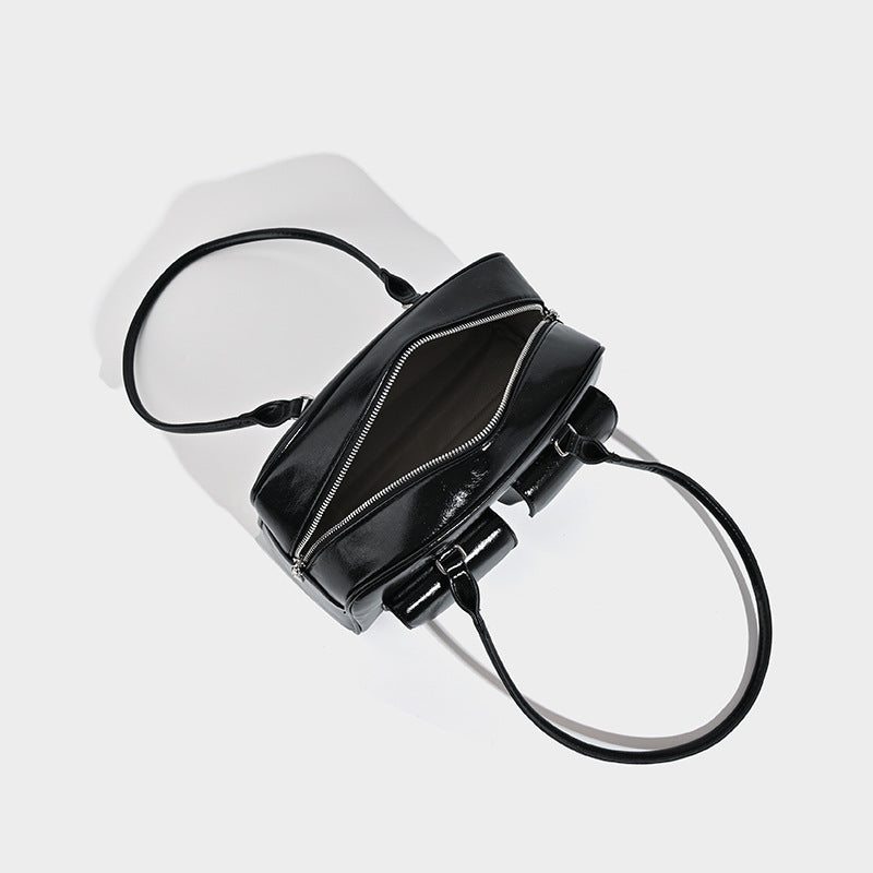 Damen Handtasche mit praktischen Außentaschen und hochwertiger Verarbeitung Nord Taschen