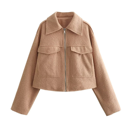 Damen Boxy-Cropped-Jacke aus Bouclé‑Wollmix mit Hemdkragen und aufgesetzten Pattentaschen Nord Taschen