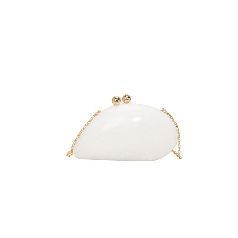 Damen Clutch im eleganten Muscheldesign Nord Taschen
