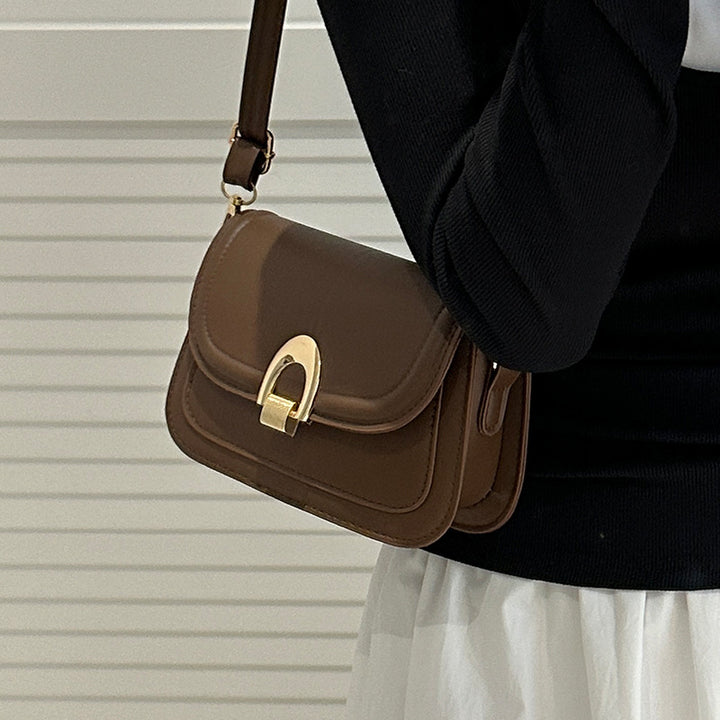 Damen Umhängetasche im strukturierten Design mit elegantem Verschluss Nord Taschen