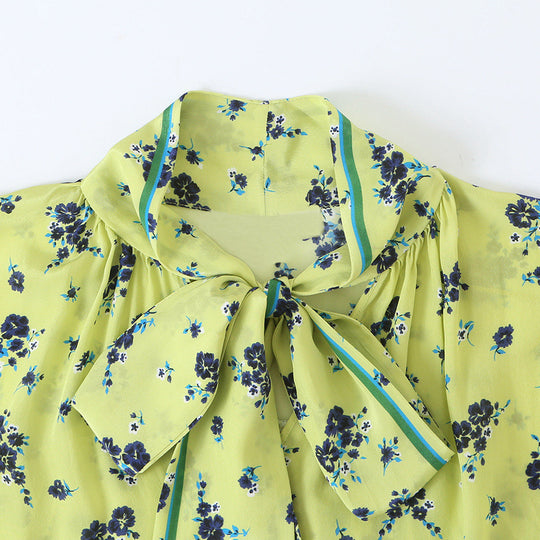 Damen Florale Satin-Schleifenbluse mit weitem Fall und Retro-Print Nord Taschen
