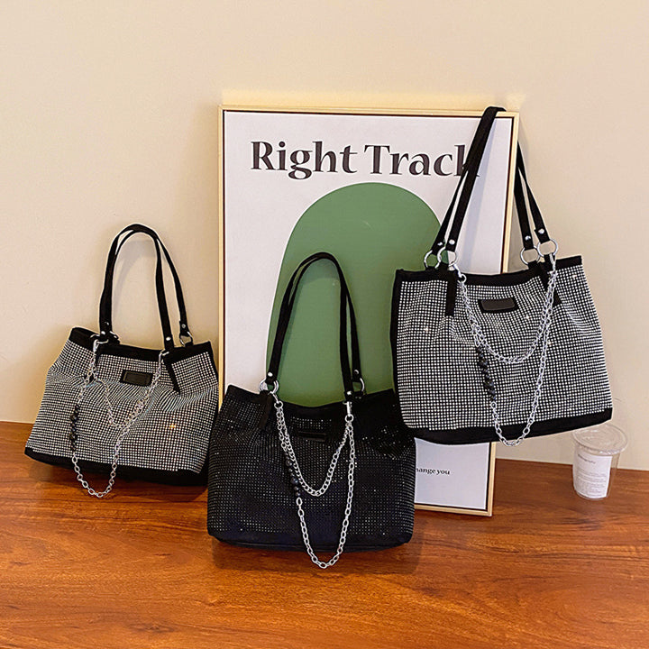 Damen Glamouröse Handtasche mit Kettenverzierung Nord Taschen
