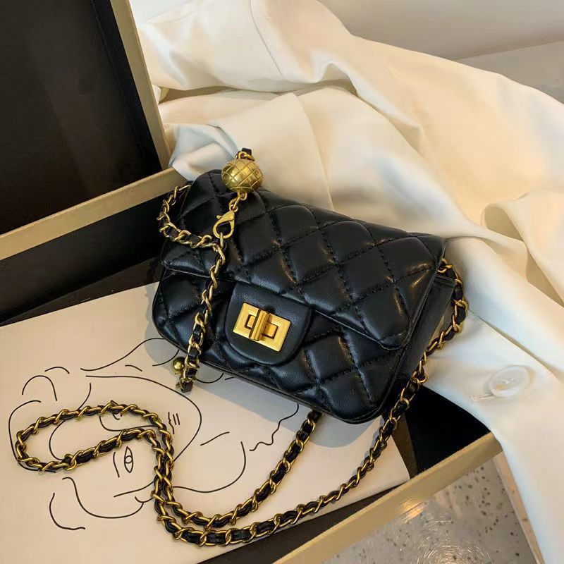 Damen elegante gesteppte Umhängetasche mit Kettenriemen Nord Taschen