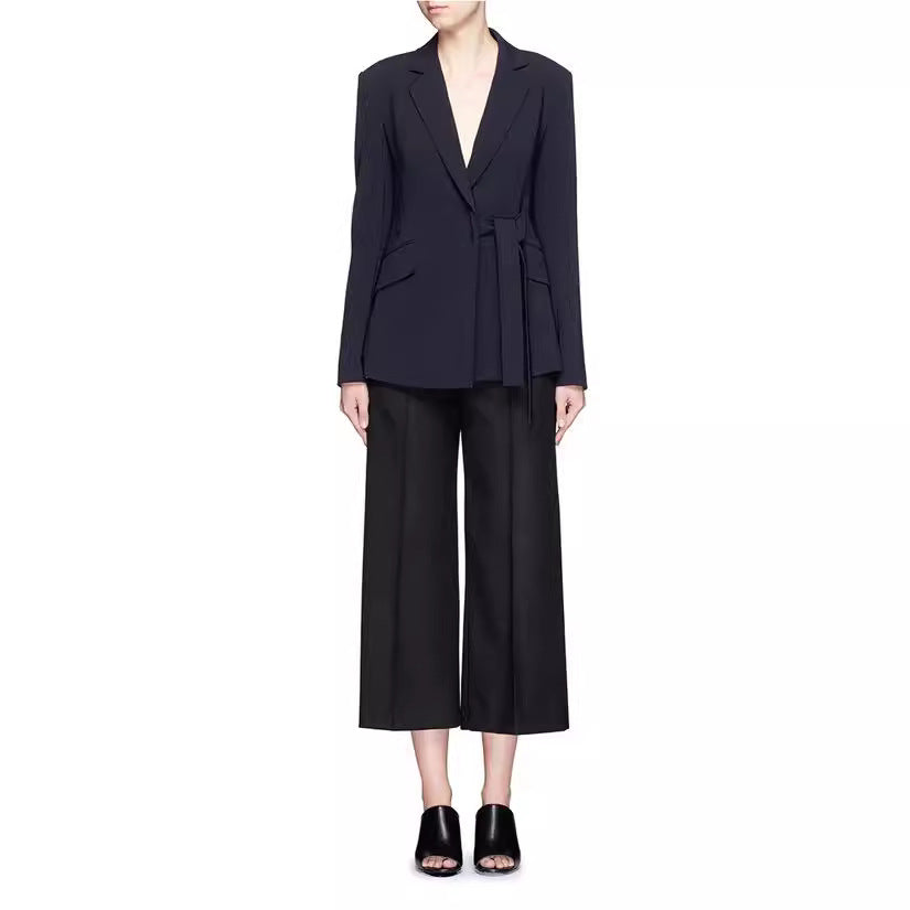 Damen Schalkragen-Wickelblazer mit seitlicher Knotenbindung und Pattentaschen Nord Taschen