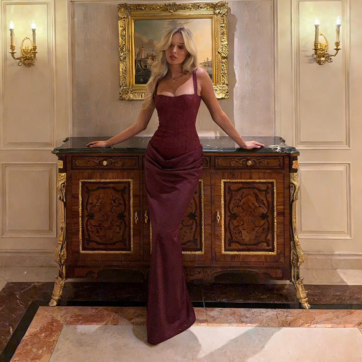 Damen Abendkleid im eleganten Vintage-Stil mit schimmernden Akzenten