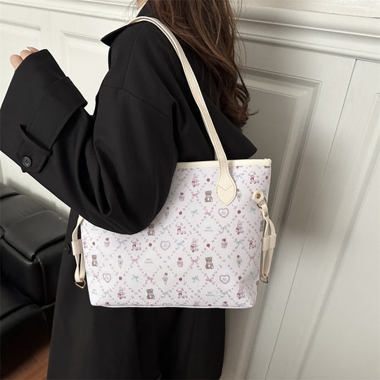 Damen Shopper-Tasche mit verspieltem Herzdesign und abnehmbarem Kosmetiktäschchen Nord Taschen