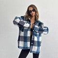 Damen Karierter Overshirt im Shacket-Stil mit Saumtaschen und Knopfverschluss Nord Taschen