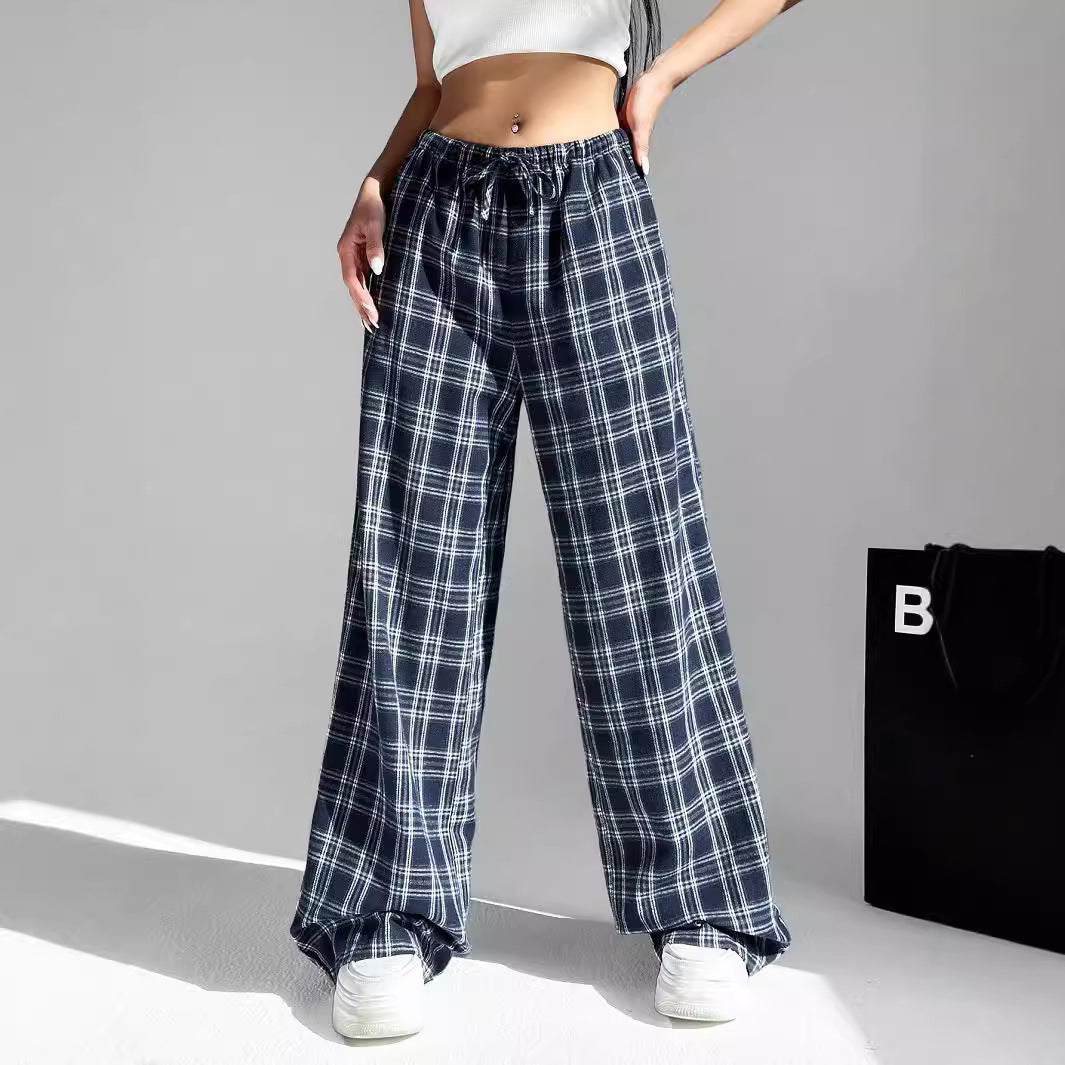 Damen weite Karo-Hose aus angenehmem Baumwollstoff mit Gummibund und seitlichen Taschen