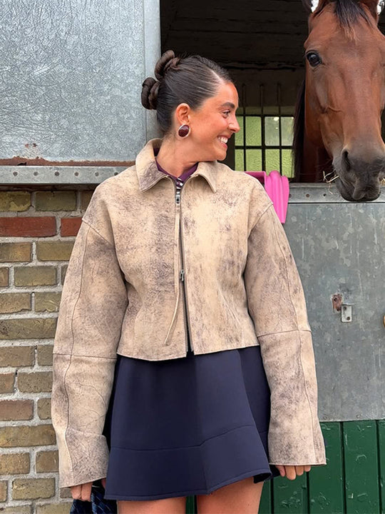 Damen Kurz geschnittene Velourslederjacke in Used‑Optik mit extra langen Ärmeln und Zwei‑Wege‑Reißverschluss Nord Taschen