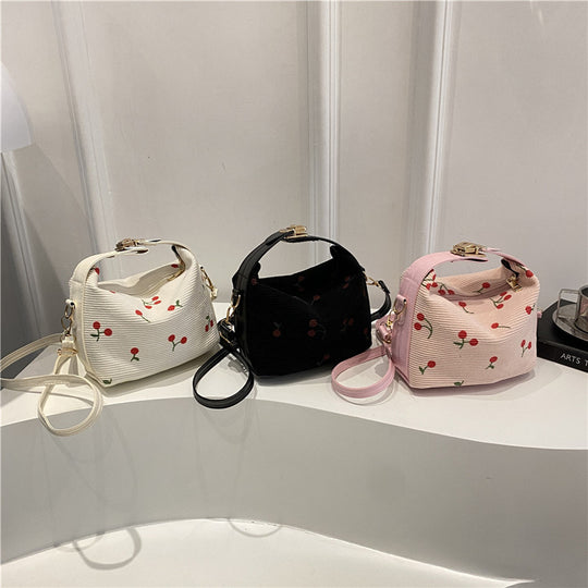 Damen Umhängetasche mit fröhlichem Kirschdesign und verstellbarem Schulterriemen Nord Taschen